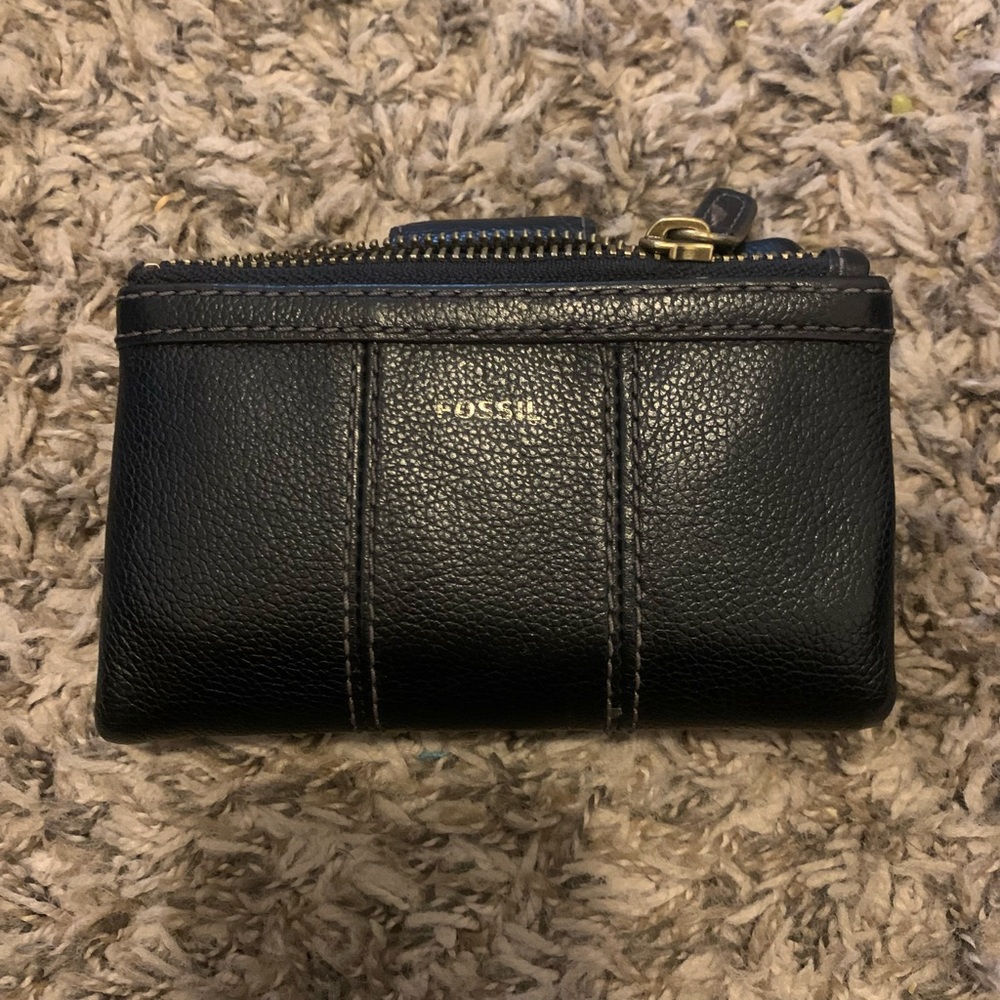 FOSSIL black leather wallet